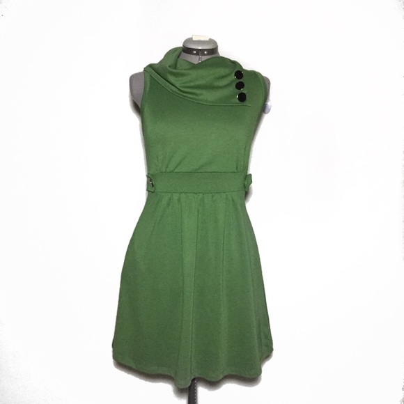 Monteau Dresses & Skirts - Monteau Green Stretch Jersey Sheath Dress Jr L